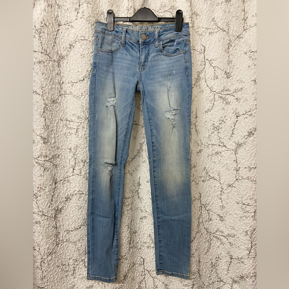 American Eagle Light Blue Distressed Jegging Jeans Size 00